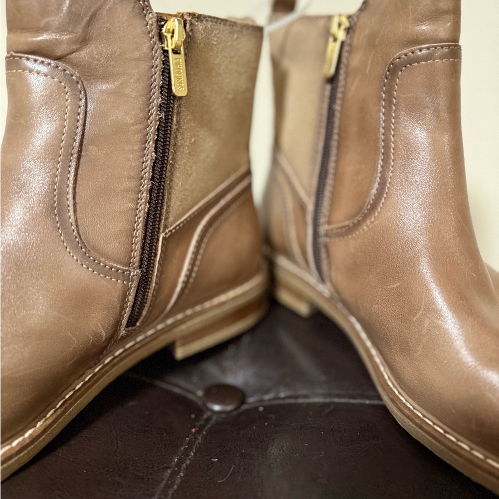 $200 pikolinos boots US8,5 - Picture 6 of 7